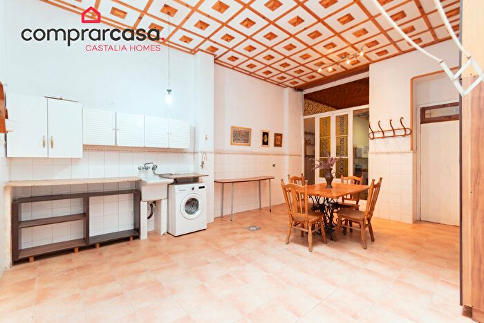 Casas en venta y pisos alquiler - 3