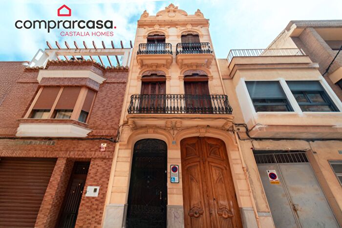 Casas en venta y pisos alquiler - 1