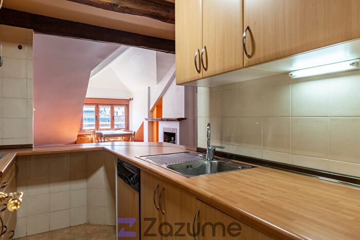 Casas en venta y pisos alquiler - 2