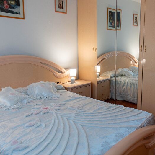 Casas en venta y pisos alquiler - 3