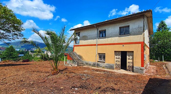 Casas en venta y pisos alquiler - 2