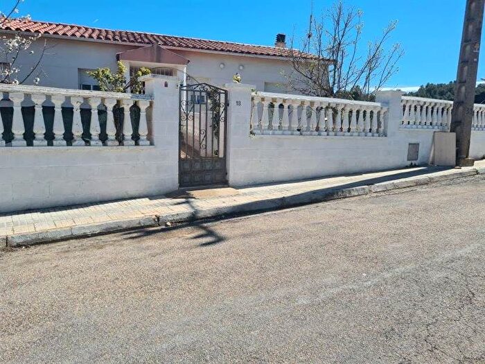 Casa en venta en El Montmell, Tarragona de 4 habitaciones