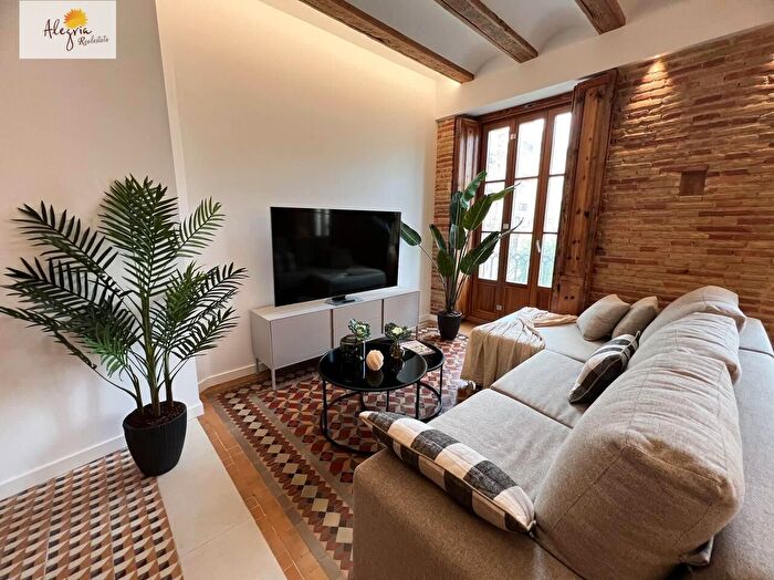 Casas en venta y pisos alquiler - 1