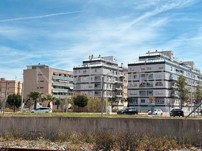 Piso en venta en El Grao, Castellón de la Plana Castelló de la Plana de 3 habitaciones