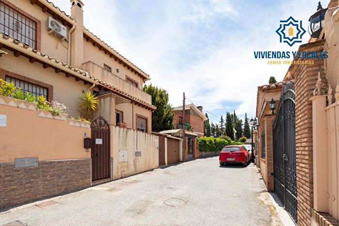 Casa en venta en Cájar, Granada de 3 habitaciones