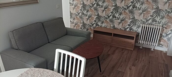 Piso en alquiler en Chamberí, Ríos Rosas Nuevos Ministerios de 6 habitaciones