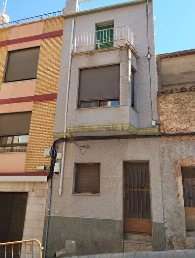 Casa en venta en LAlcora, Castellón de 4 habitaciones