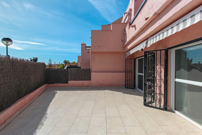Piso en venta en San Pedro de Alcántara, Guadalmina Alta de 3 habitaciones