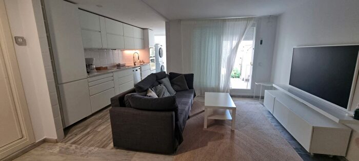 Piso en alquiler en Nueva Andalucía, Rodeo Alto Guadaiza La Campana de 1 habitacion