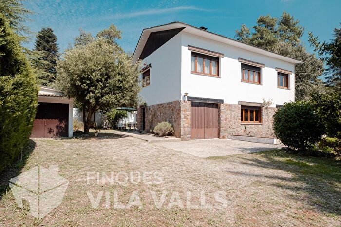 Casa en venta en Sant Quirze Safaja, Barcelona de 6 habitaciones
