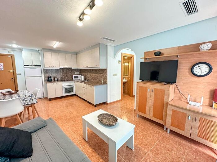 Piso en alquiler en Formentera del Segura, Alicante de 2 habitaciones