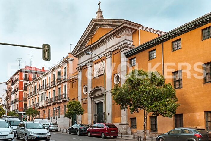 Casas en venta y pisos alquiler - 3