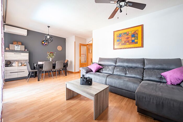 Piso en venta en Urbanizaciones, RivasVaciamadrid de 3 habitaciones