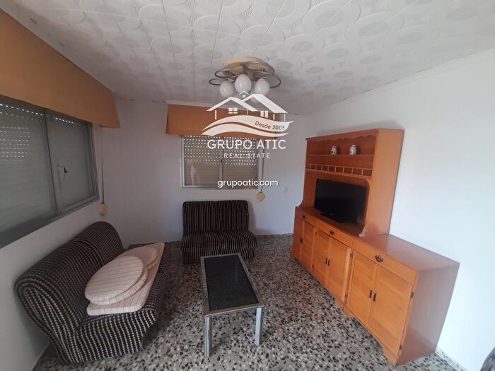 Casas en venta y pisos alquiler - 2