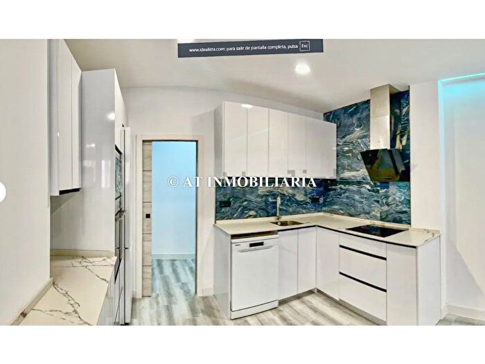Casas en venta y pisos alquiler - 2