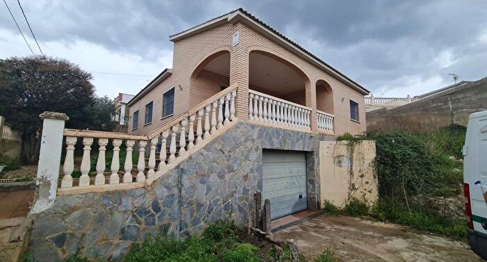 Casa en venta en Cataluña, Tarragona de 4 habitaciones