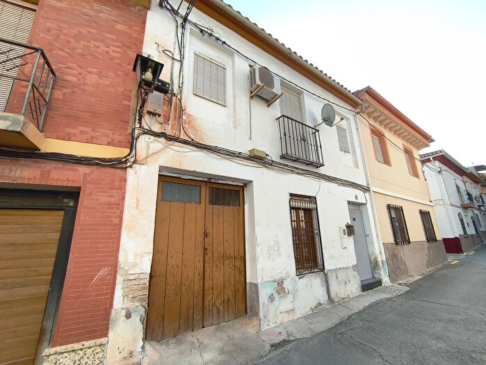 Casa en venta en Dúrcal, Granada de 3 habitaciones