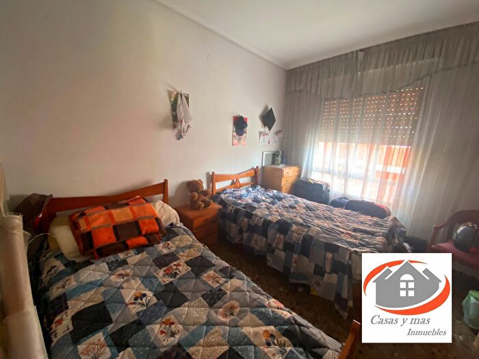 Casas en venta y pisos alquiler - 2