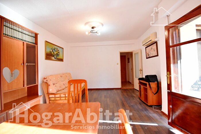 Casas en venta y pisos alquiler - 2