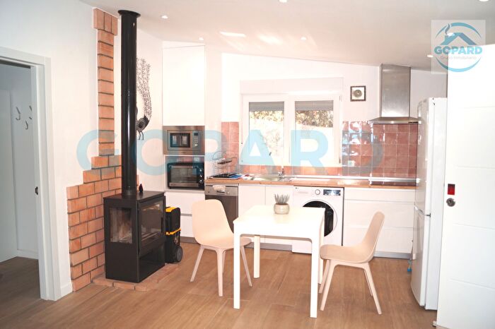 Casas en venta y pisos alquiler - 1