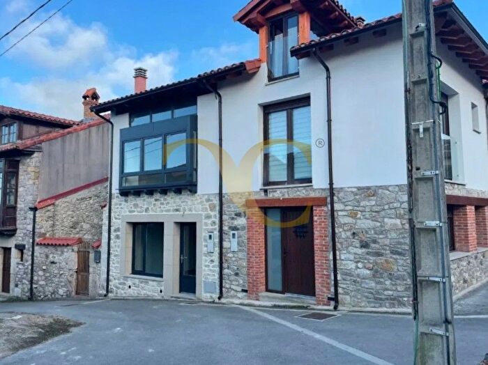 Casa en venta en Val de San Vicente, Cantabria de 2 habitaciones