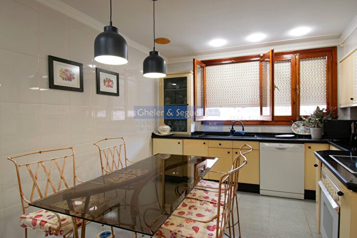 Casas en venta y pisos alquiler - 2