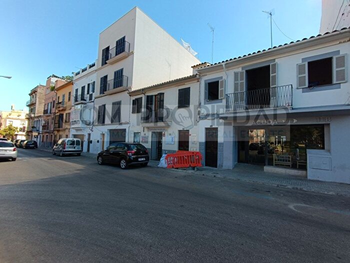 Casas en venta y pisos alquiler - 1