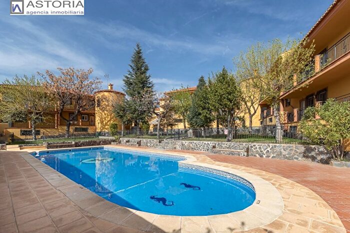 Casas en venta y pisos alquiler - 1