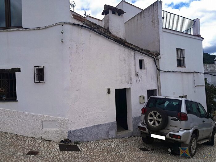 Casa en venta en Aracena, Huelva de 2 habitaciones