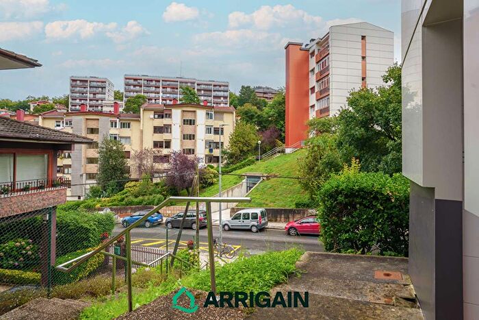 Casas en venta y pisos alquiler - 2