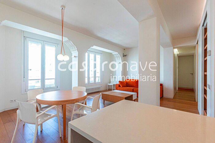 Casas en venta y pisos alquiler - 1