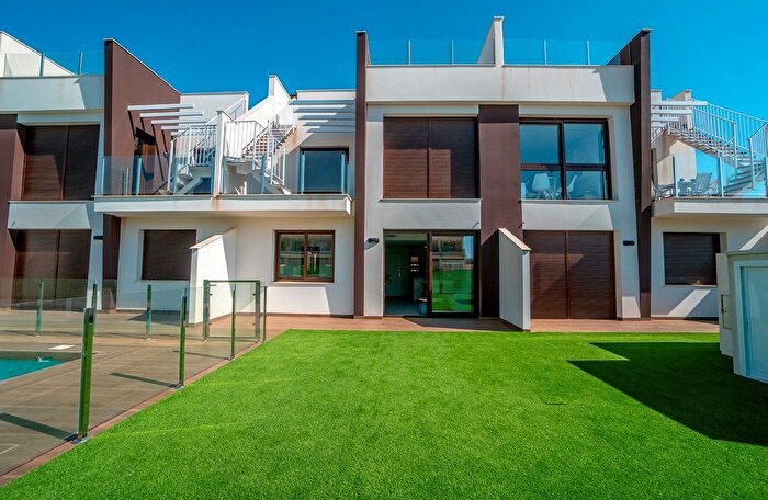 Piso en venta en Los Peñascos El Salero Los Imbernones, San Pedro del Pinatar de 3 habitaciones