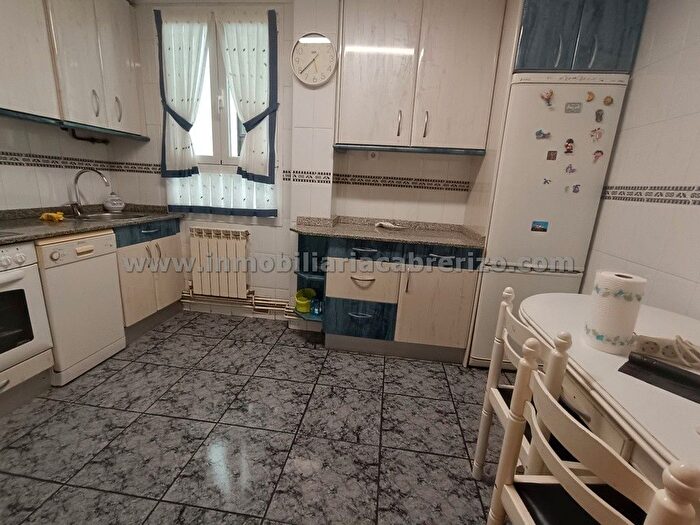 Casas en venta y pisos alquiler - 2