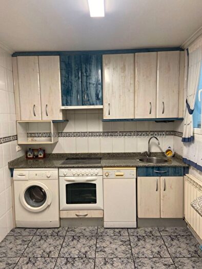 Casas en venta y pisos alquiler - 3