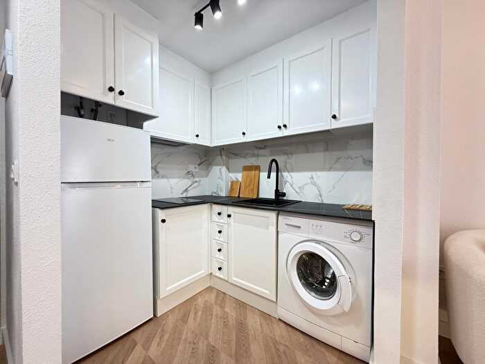 Casas en venta y pisos alquiler - 2