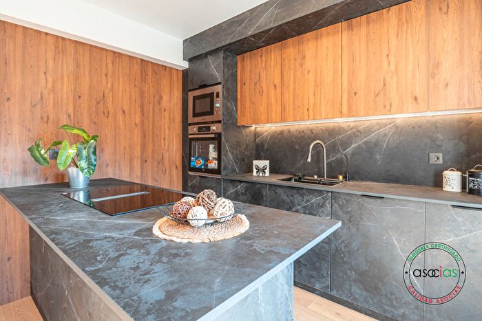 Casas en venta y pisos alquiler - 2