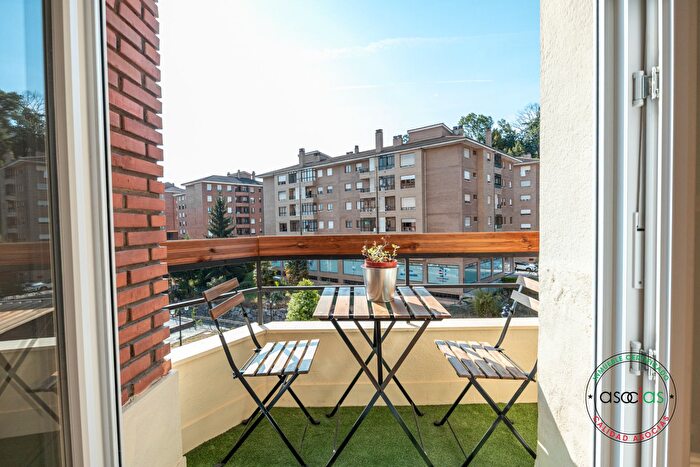 Casas en venta y pisos alquiler - 3