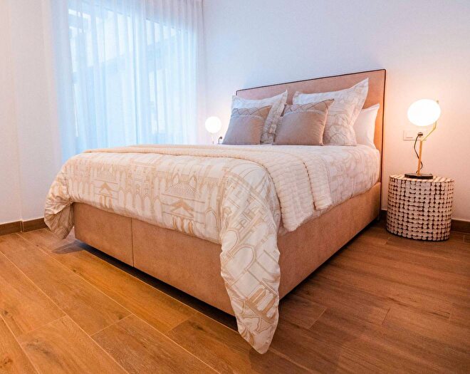 Casas en venta y pisos alquiler - 2