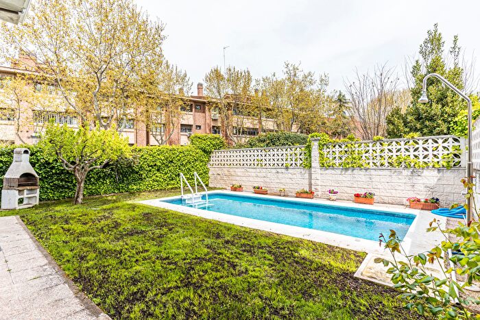 Casas en venta y pisos alquiler - 3