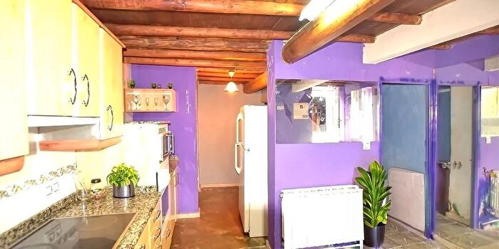 Casas en venta y pisos alquiler - 2
