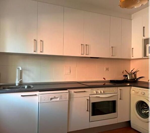 Casas en venta y pisos alquiler - 1