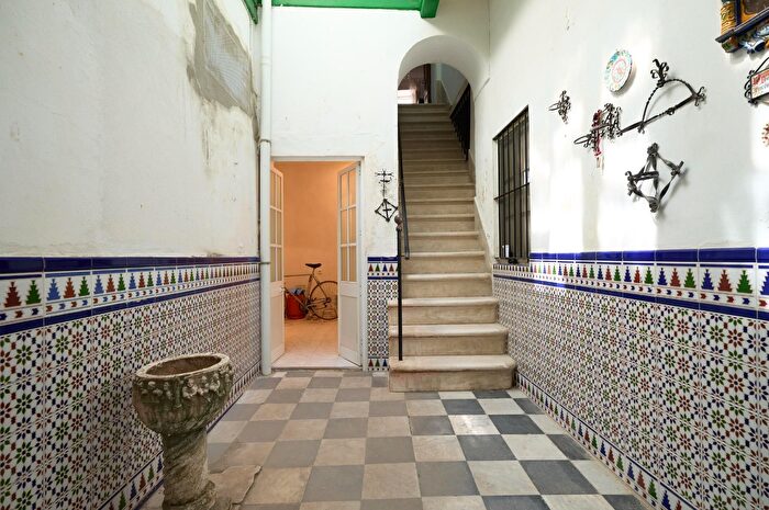 Casas en venta y pisos alquiler - 3