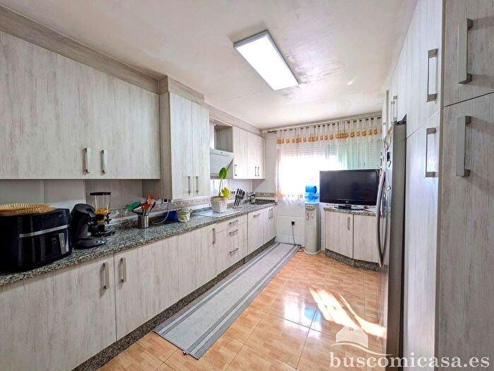 Casas en venta y pisos alquiler - 2