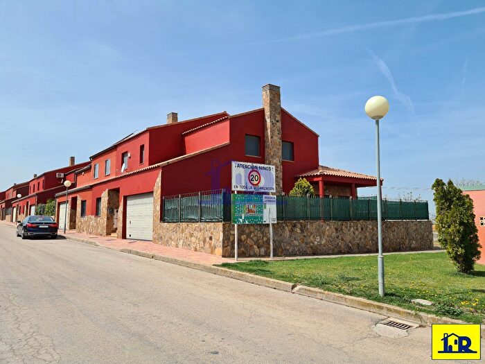 Casa en venta en Villar de Olalla, Cuenca de 5 habitaciones