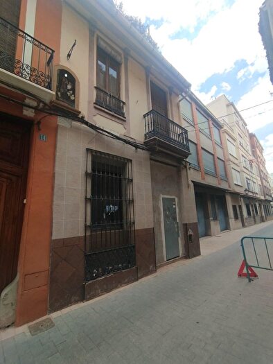 Casas en venta y pisos alquiler - 2