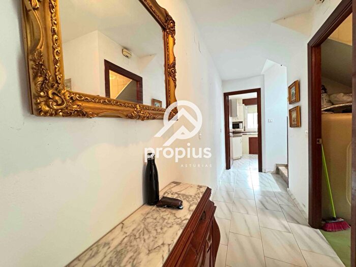 Casas en venta y pisos alquiler - 3