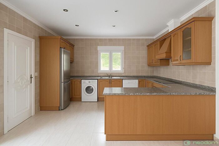 Casas en venta y pisos alquiler - 2