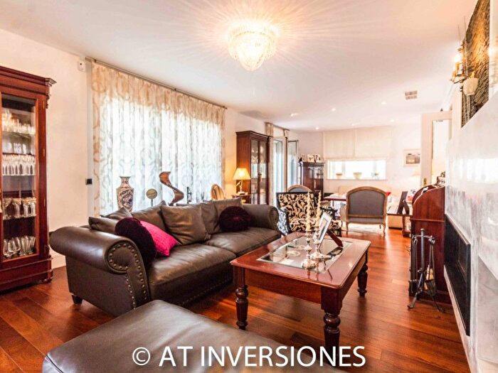 Piso en venta en Asdrúbal Bahía Blanca, Cádiz Capital de 7 habitaciones