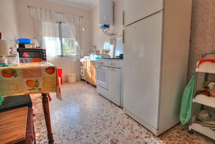 Casas en venta y pisos alquiler - 2