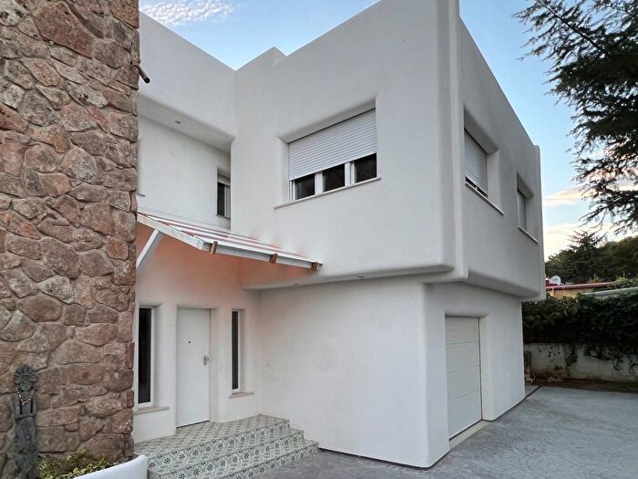 Casa en venta en El Guijo Colonia España, Galapagar de 4 habitaciones